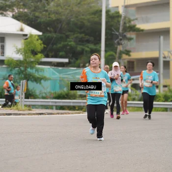 Runner Photo 8223038