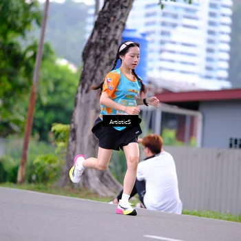 Runner Photo 8223071