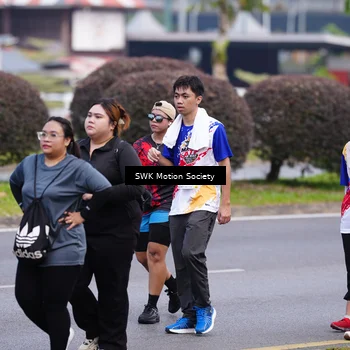 Runner Photo 8223100