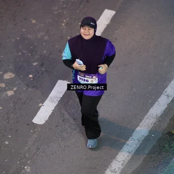 Runner Photo 8223300
