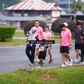 Runner Photo 8223318