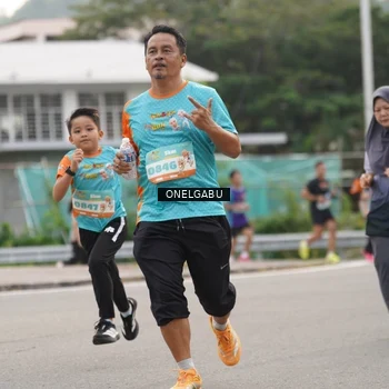 Runner Photo 8223330