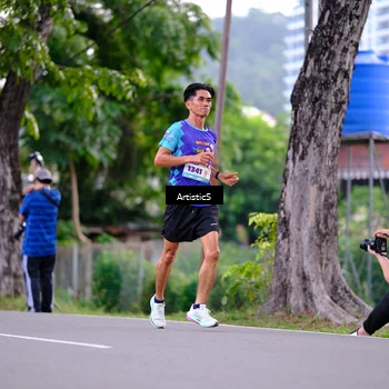 Runner Photo 8223348