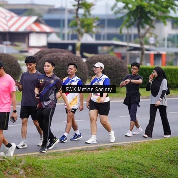 Runner Photo 8223355
