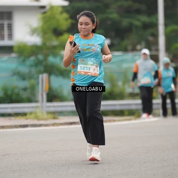 Runner Photo 8223403