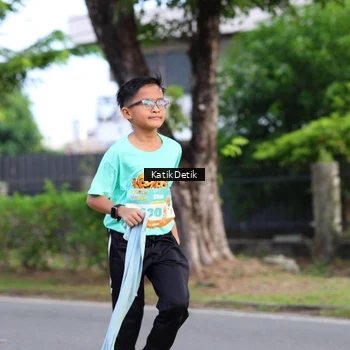 Runner Photo 8223408