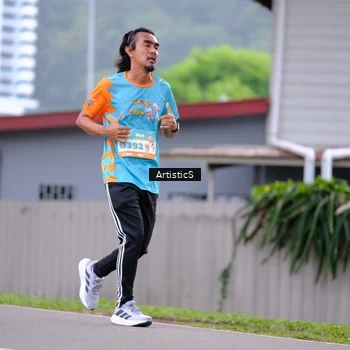 Runner Photo 8223474