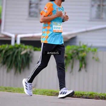 Runner Photo 8223475