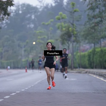 Runner Photo 8223506