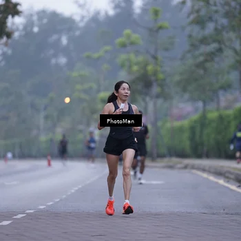 Runner Photo 8223558