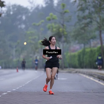 Runner Photo 8223574