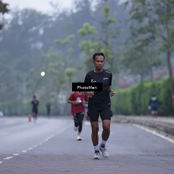 Runner Photo 8223597