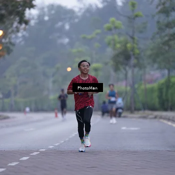 Runner Photo 8223640