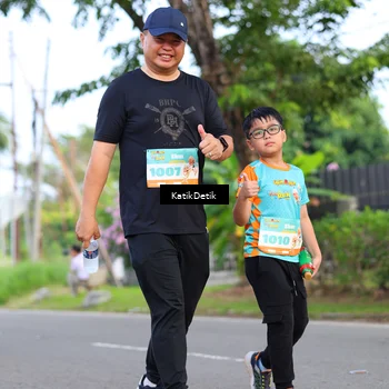 Runner Photo 8223860