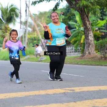 Runner Photo 8224002