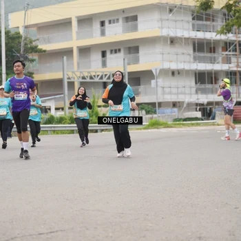 Runner Photo 8224009