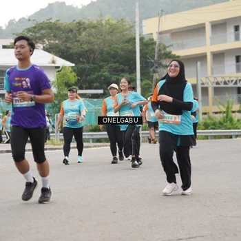 Runner Photo 8224022