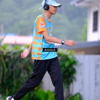 Runner Photo 8224039