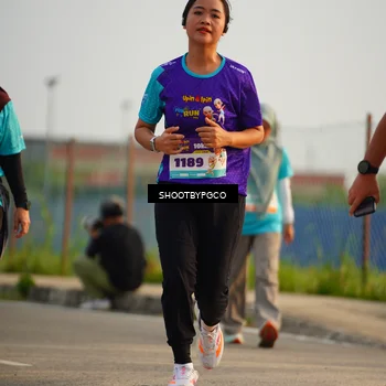 Runner Photo 8224057
