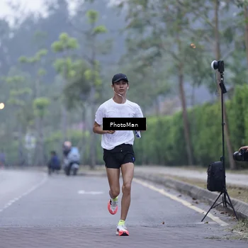 Runner Photo 8224061