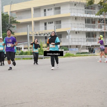 Runner Photo 8224101