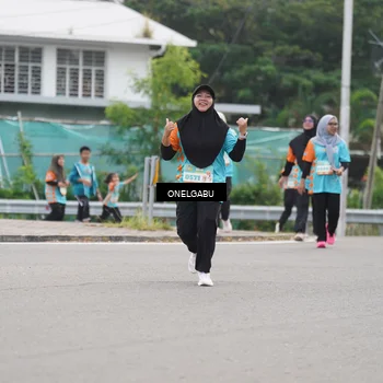 Runner Photo 8224137