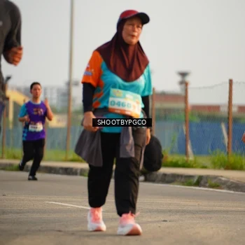 Runner Photo 8224223