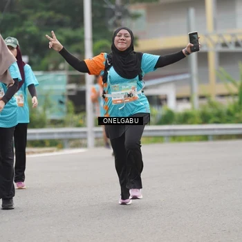 Runner Photo 8224323