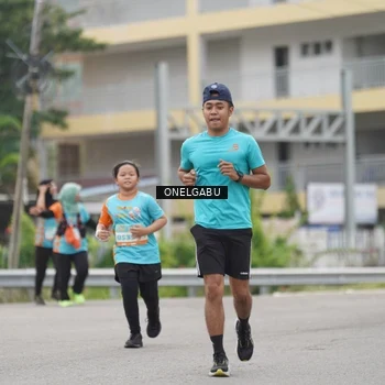 Runner Photo 8224340