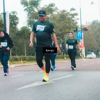 Runner Photo 8224380
