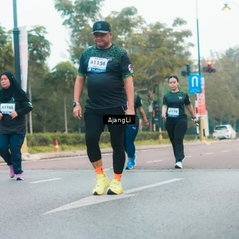 Runner Photo 8224384