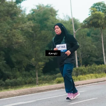 Runner Photo 8224393