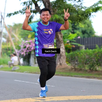 Runner Photo 8224421
