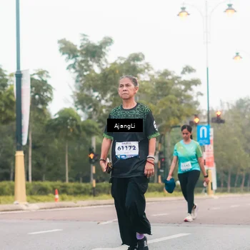 Runner Photo 8224442