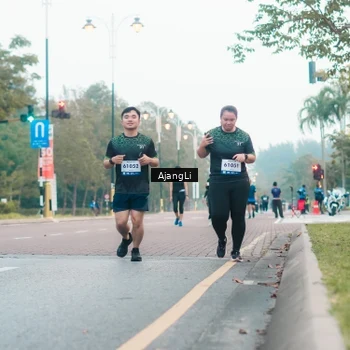 Runner Photo 8224511
