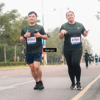 Runner Photo 8224537