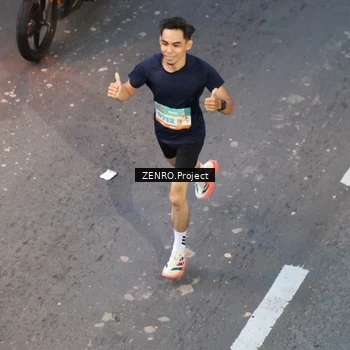 Runner Photo 8224570
