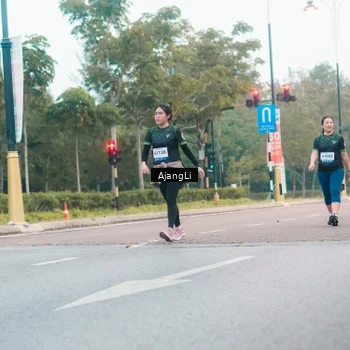 Runner Photo 8224583