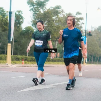 Runner Photo 8224611