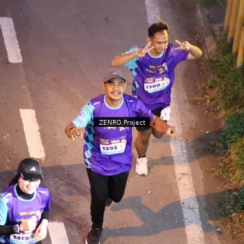 Runner Photo 8224623