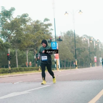 Runner Photo 8224631
