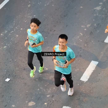 Runner Photo 8224635