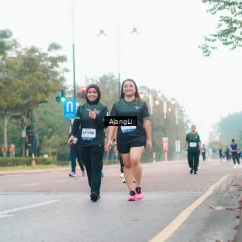 Runner Photo 8224642