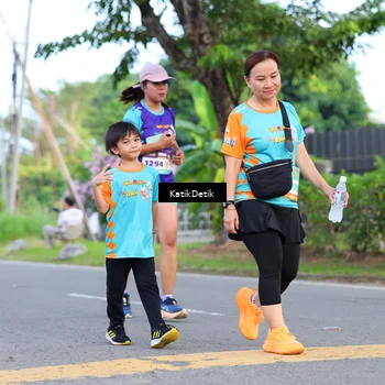 Runner Photo 8224747