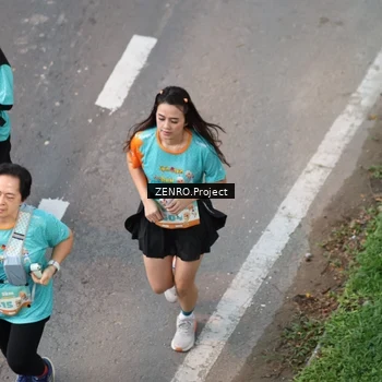 Runner Photo 8224855