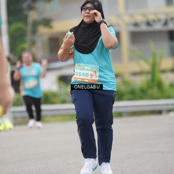 Runner Photo 8224932