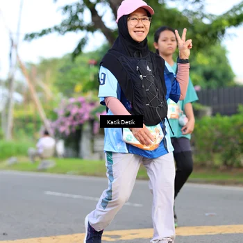 Runner Photo 8224972