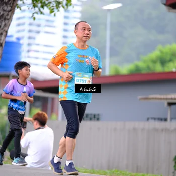 Runner Photo 8225001
