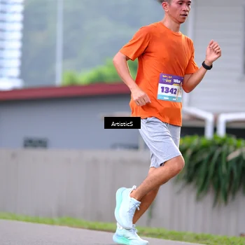 Runner Photo 8225068