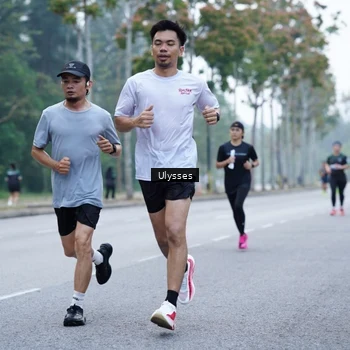 Runner Photo 8225113
